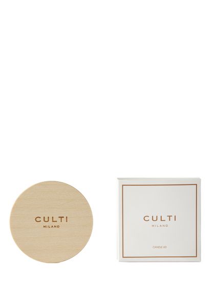 Le couvercle en bois pour la bougie de 270 g est vendu séparément. Prix : 10 €.